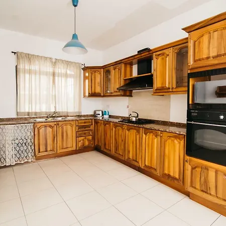 Comfortable In The Centre Appartement